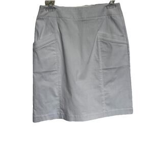 J McLaughlin White Above-Knee Skirt 2 Stretchy Pockets Minimalist Clean Girl